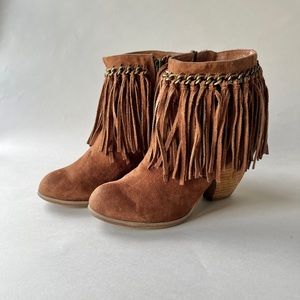 Not Rated Women's Mohegan Chukka Boot